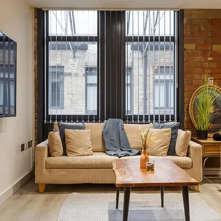 Modern And Cozy Two-bed In 아파트 *